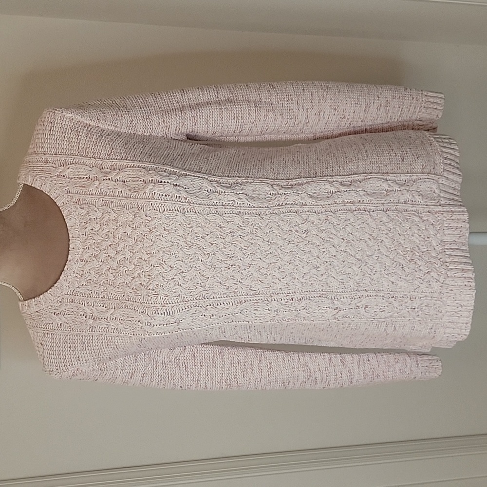 Talbots Size M Mixed Cable Knit Sweater.  Marled Pink, White and some Gray.  EUC